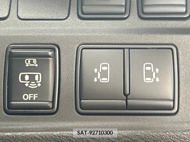 Nissan SERENA 2019-12 367752-5