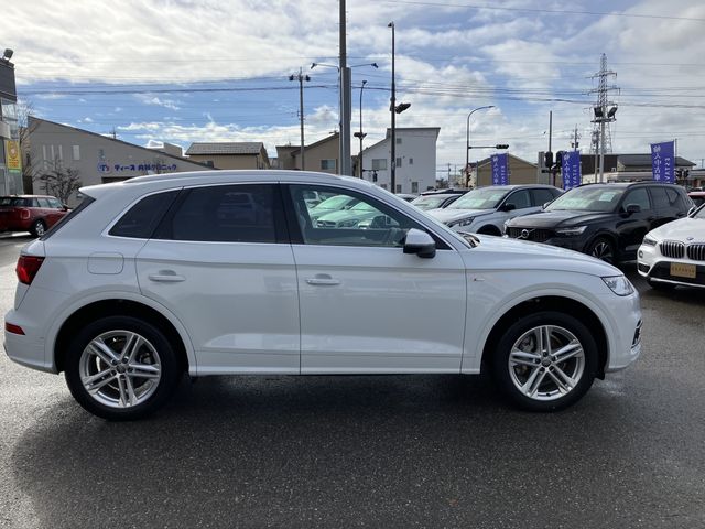 Audi Q5 2019-05 190568-5