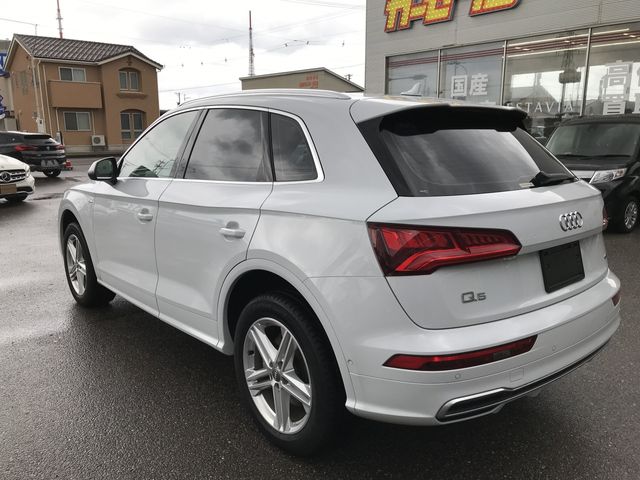 Audi Q5 2019-05 190568-2