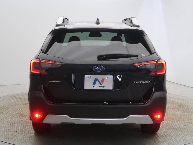 Subaru OUTBACK 2022-01 184555-17