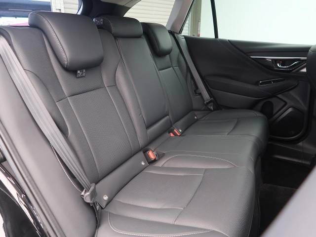 Subaru OUTBACK 2022-01 184555-13