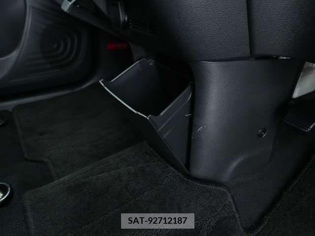 Mitsubishi EK X 2020-08 324007-15