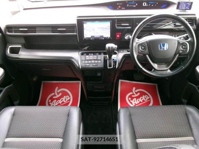 Honda STEP WGN 2016-07 368841-1