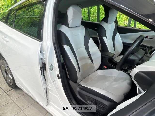 Toyota PRIUS 2019-06 366615-9