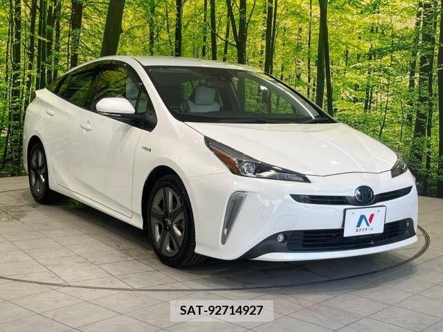Toyota PRIUS 2019-06 366615-16