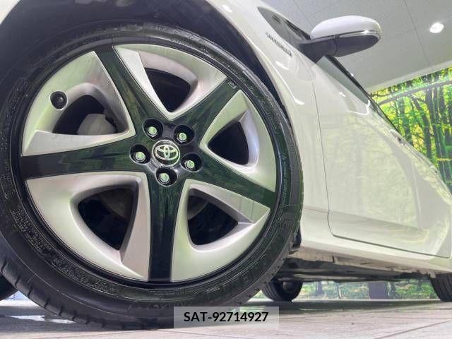 Toyota PRIUS 2019-06 366615-12
