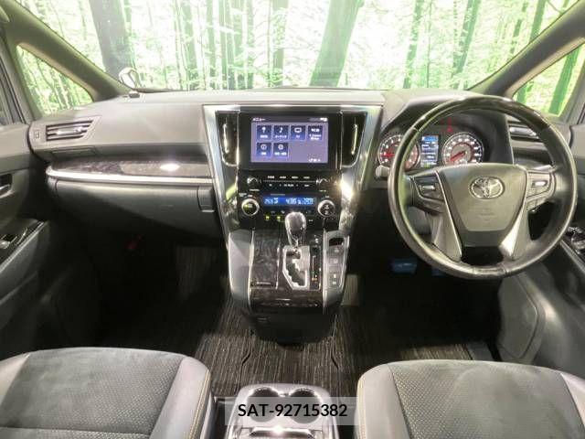 Toyota ALPHARD 2020-09 355437-1