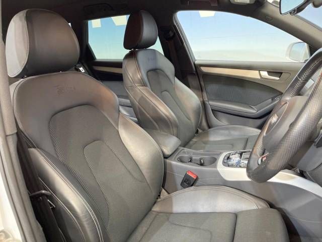 Audi A4 2016-07 181767-8