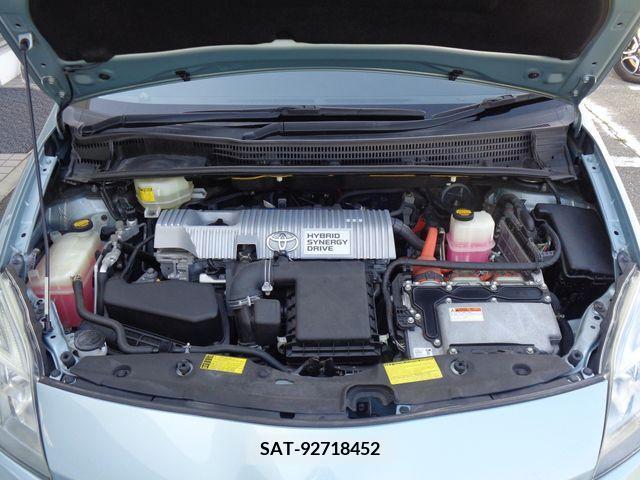 Toyota PRIUS 2012-07 383452-27