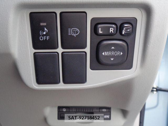 Toyota PRIUS 2012-07 383452-21