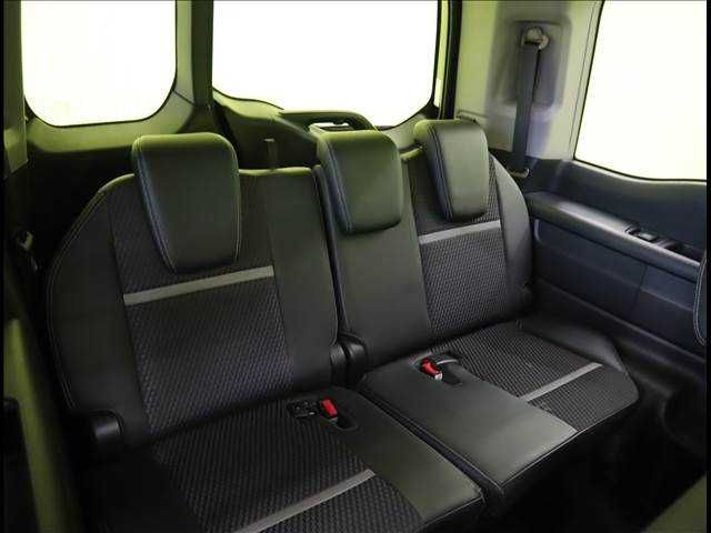 Honda e 2017-04 7772-25