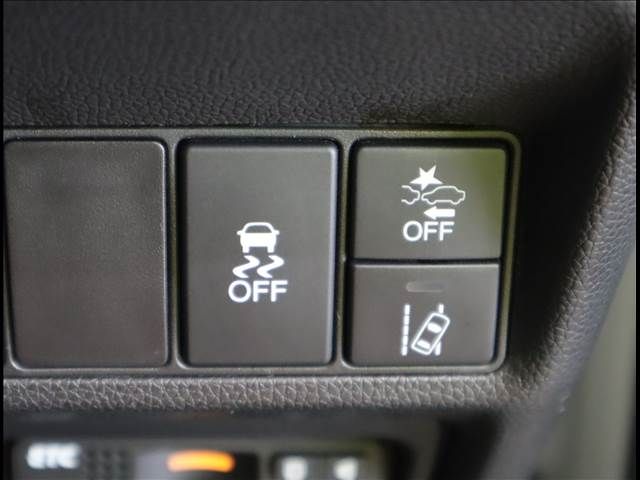 Honda e 2017-04 7772-8