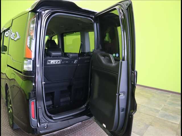 Honda e 2017-04 7772-27