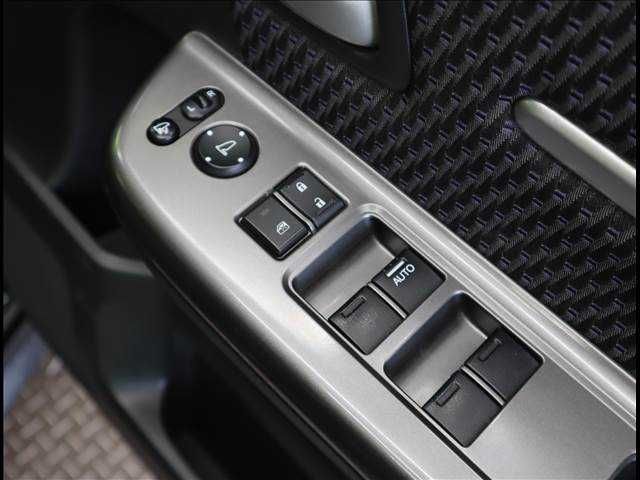 Honda e 2017-04 7772-17