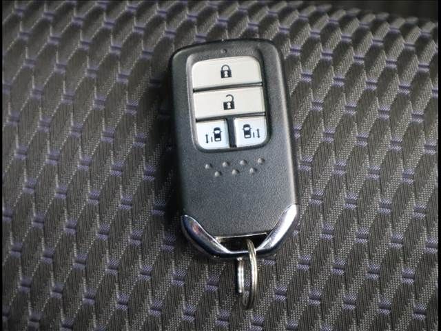 Honda e 2017-04 7772-10