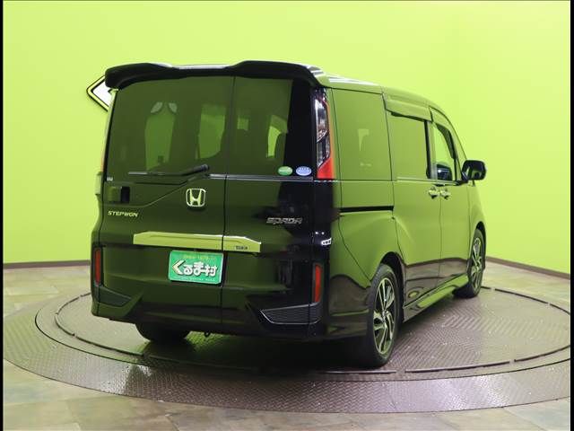 Honda e 2017-04 7772-1