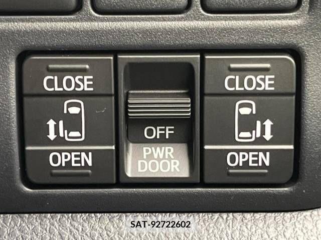 Toyota NOAH 2018-11 332013-3