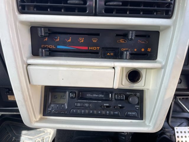 Suzuki JIMNY 1993-01 1558-23