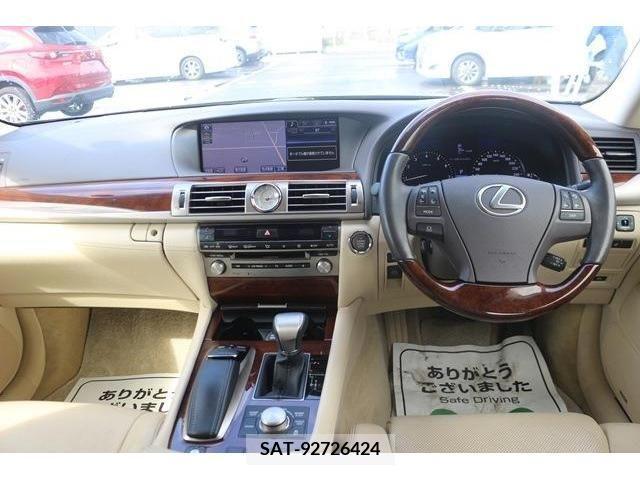 Lexus LS 2013-05 237325-15