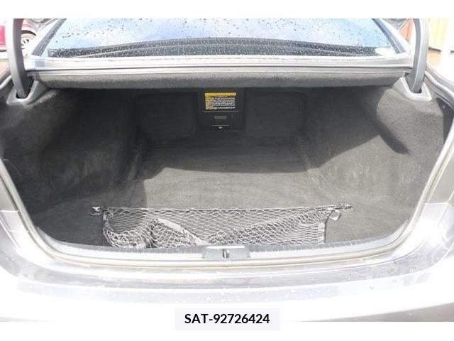 Lexus LS 2013-05 237325-16