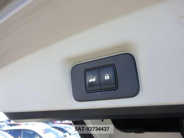 Nissan Ariya 2022-09 260715-12