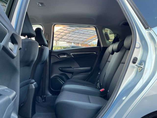 Honda FIT 2018-06 182795-15