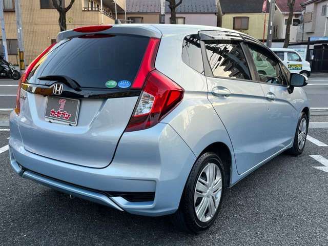 Honda FIT 2018-06 182795-4