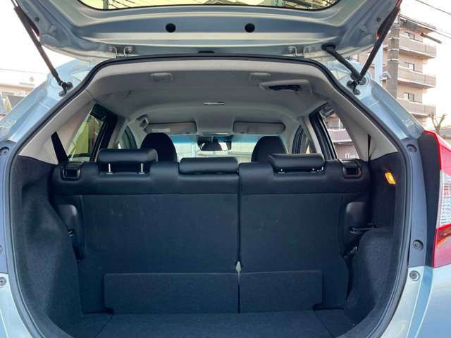 Honda FIT 2018-06 182795-11