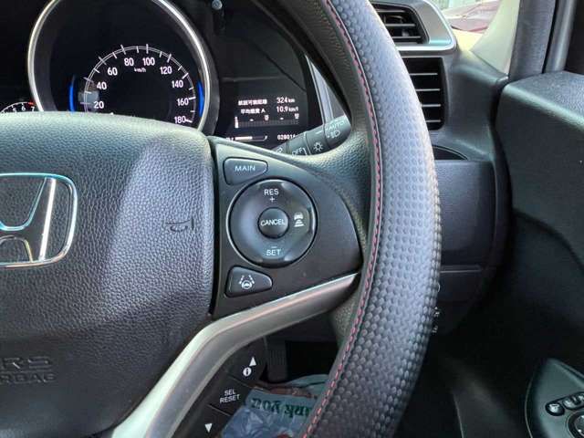 Honda FIT 2018-06 182795-18