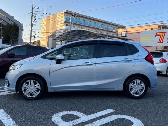 Honda FIT 2018-06 182795-7