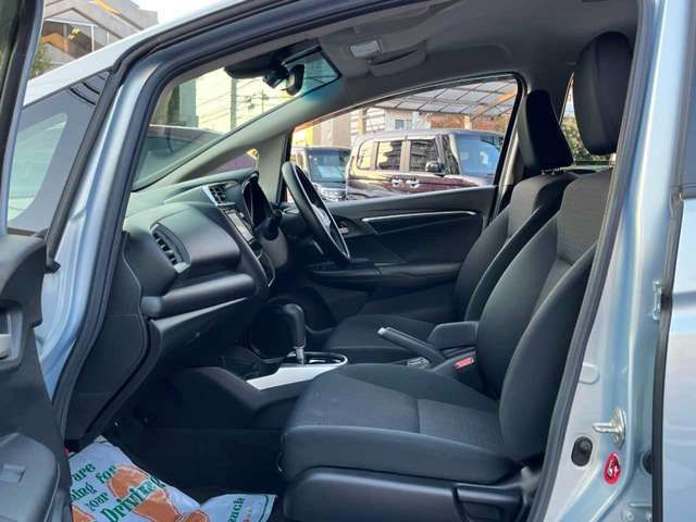 Honda FIT 2018-06 182795-14