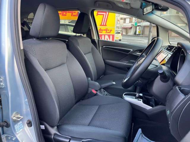 Honda FIT 2018-06 182795-9