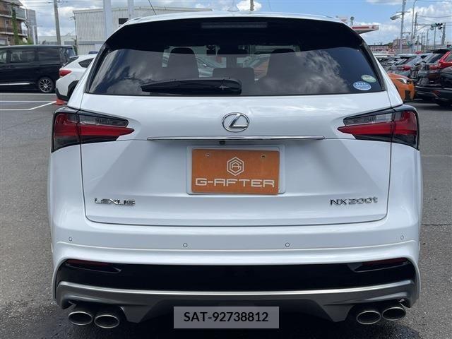 Lexus NX 2015-10 275580-8