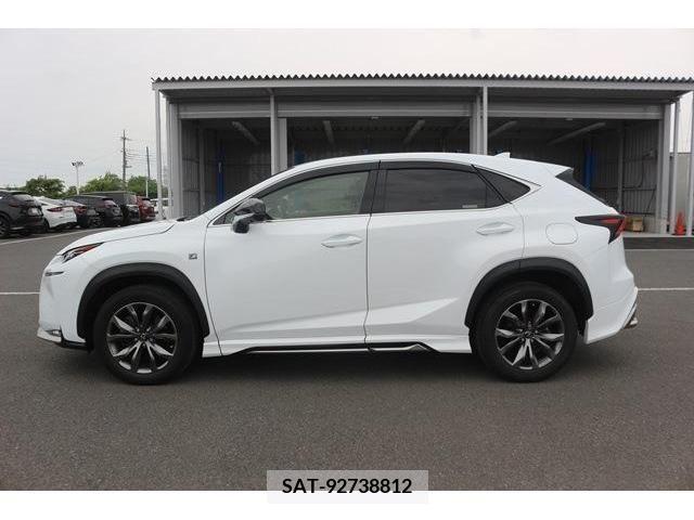 Lexus NX 2015-10 275580-9