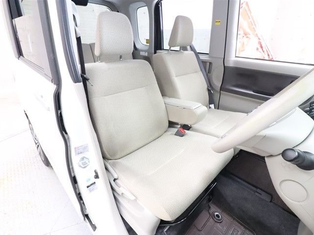 Daihatsu TANTO 2015-04 8401-1