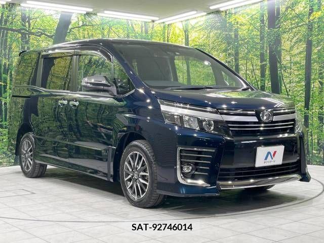 Toyota VOXY 2016-11 331519-17