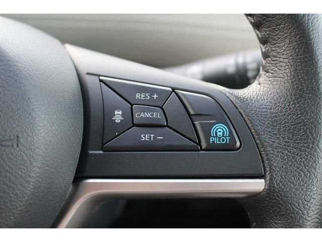 Nissan SERENA 2018-08 20805-4