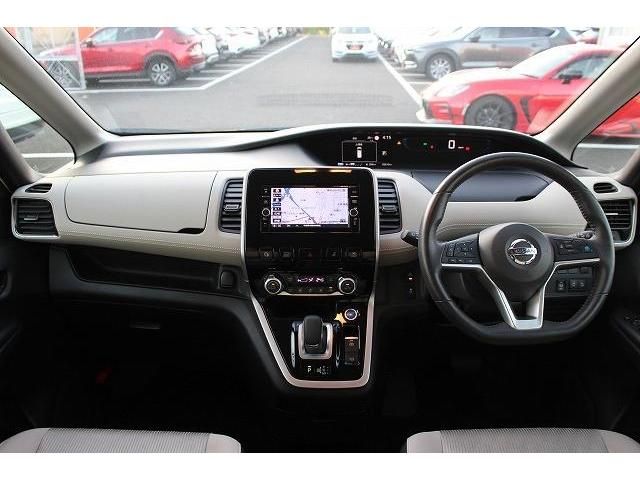 Nissan SERENA 2018-08 20805-12