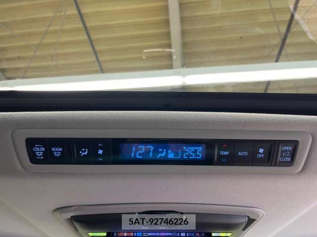 Toyota VELLFIRE 2015-12 345959-7