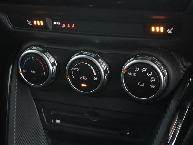 Mazda MAZDA2 2021-10 28157-4