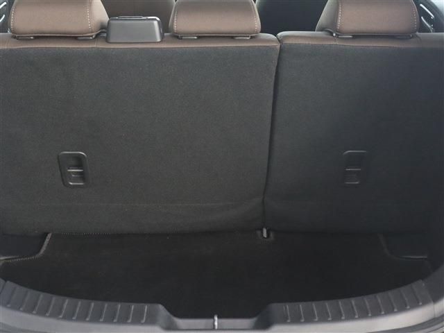 Mazda MAZDA2 2021-10 28157-18