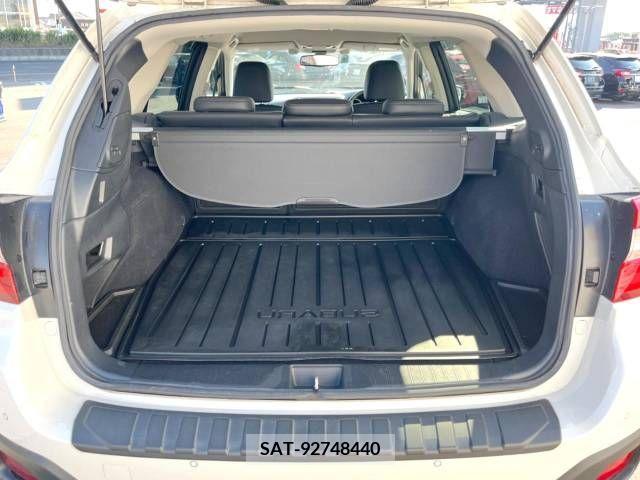 Subaru OUTBACK 2018-04 301162-11