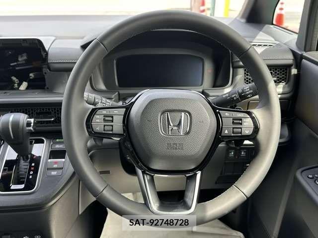 Honda e 2024-04 376361-7