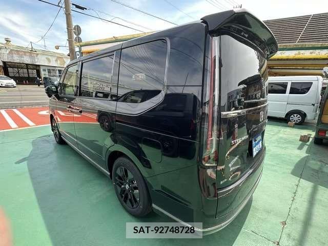 Honda e 2024-04 376361-1