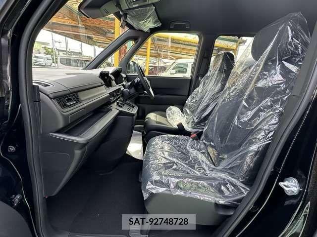 Honda e 2024-04 376361-2