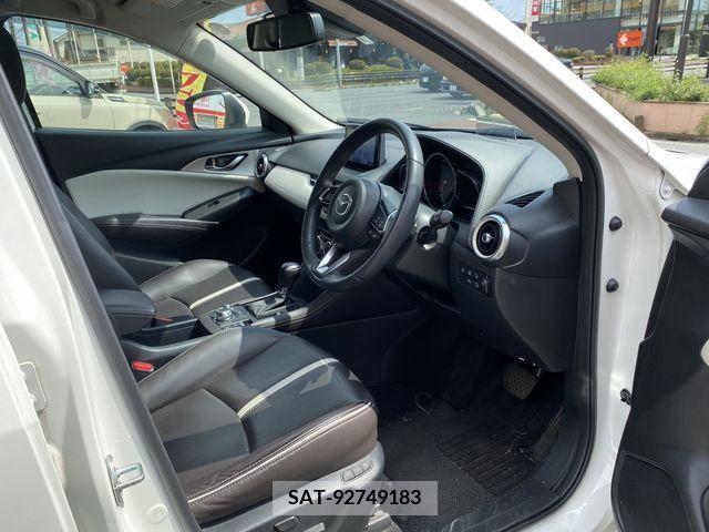 Mazda CX-3 2019-09 382350-9