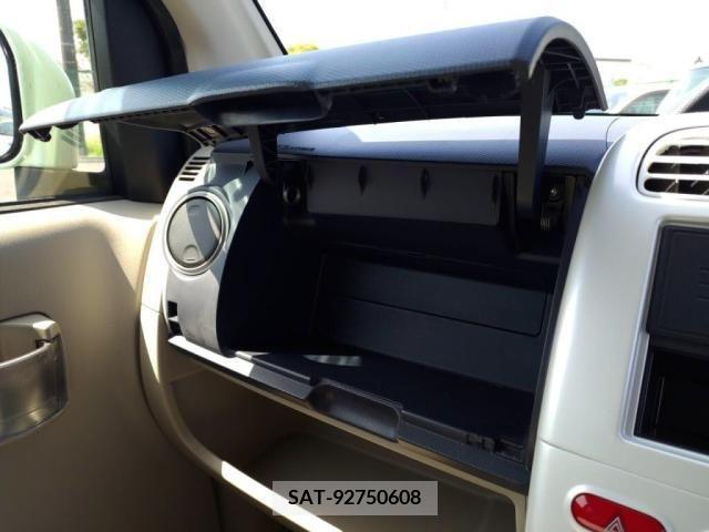 Nissan OTTI 2013-04 253206-18