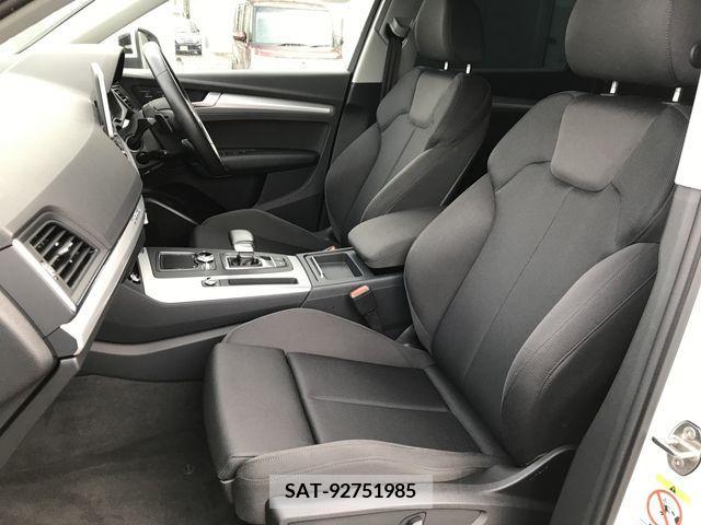 Audi Q5 2019-01 221075-12
