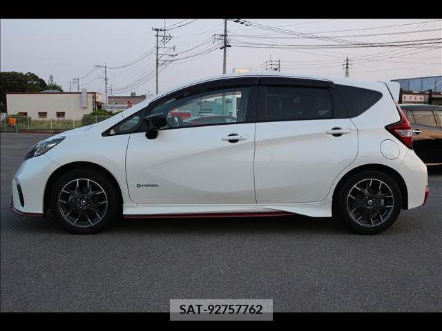 Nissan NOTE 2017-05 305391-16