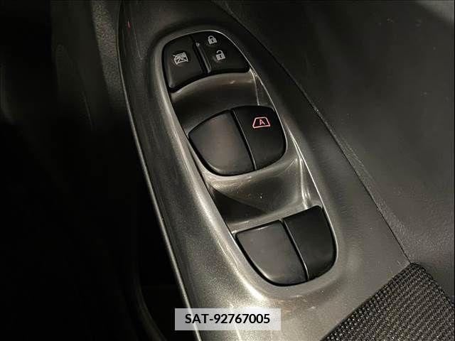 Nissan JUKE 2015-01 336805-15